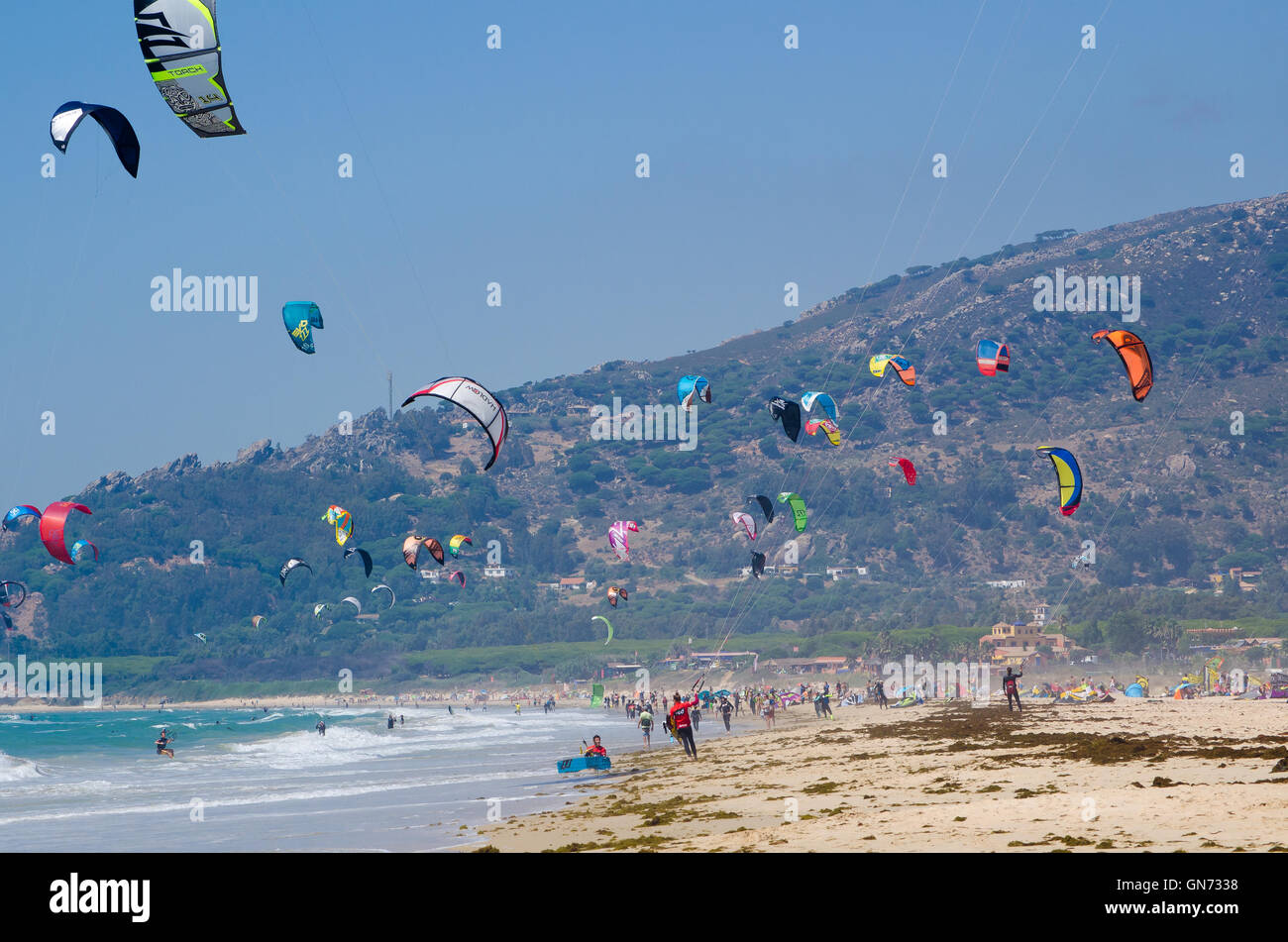 Il kite surf Tarifa Andalusia Foto Stock