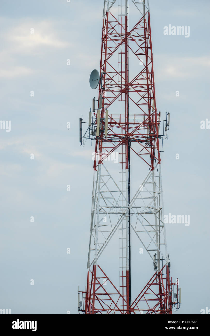 Torre di telecomunicazioni Foto Stock