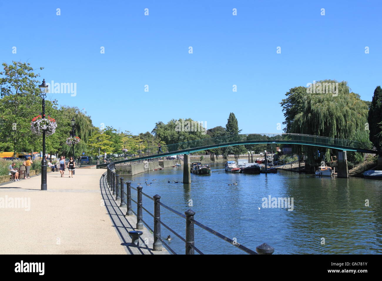 Eel Pie Island bridge, Embankment, Twickenham, Greater London, England, Gran Bretagna, Regno Unito Regno Unito, Europa Foto Stock