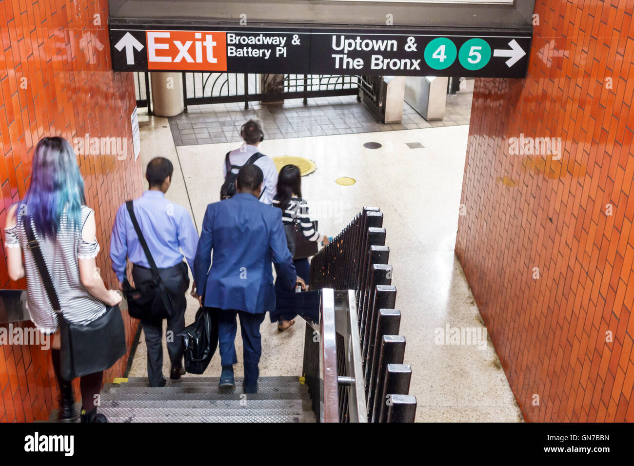 New York City, NY NYC, Lower Manhattan, Downtown, Bowling Green, metropolitana, stazione, MTA, trasporti pubblici, IRT Lexington Avenue Line, scale, cartello, uscita, linea 4 Foto Stock