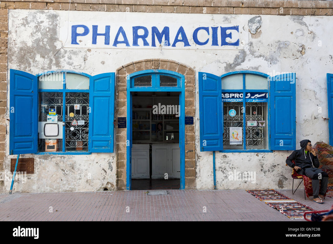 Essaouira, Marocco. Una Farmacia nella Medina. Foto Stock