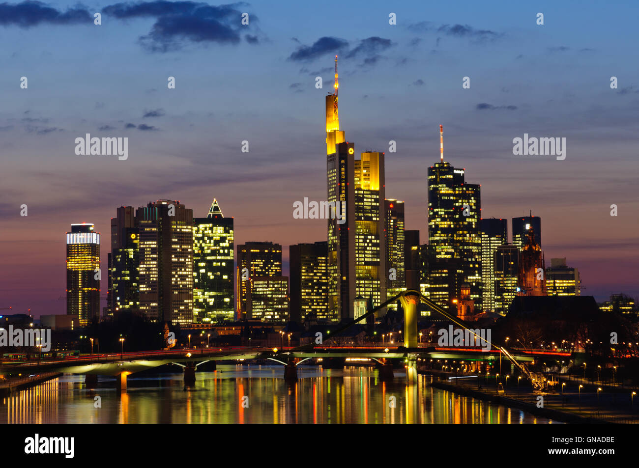 Frankfurt am Main, Germania nel crepuscolo Foto Stock