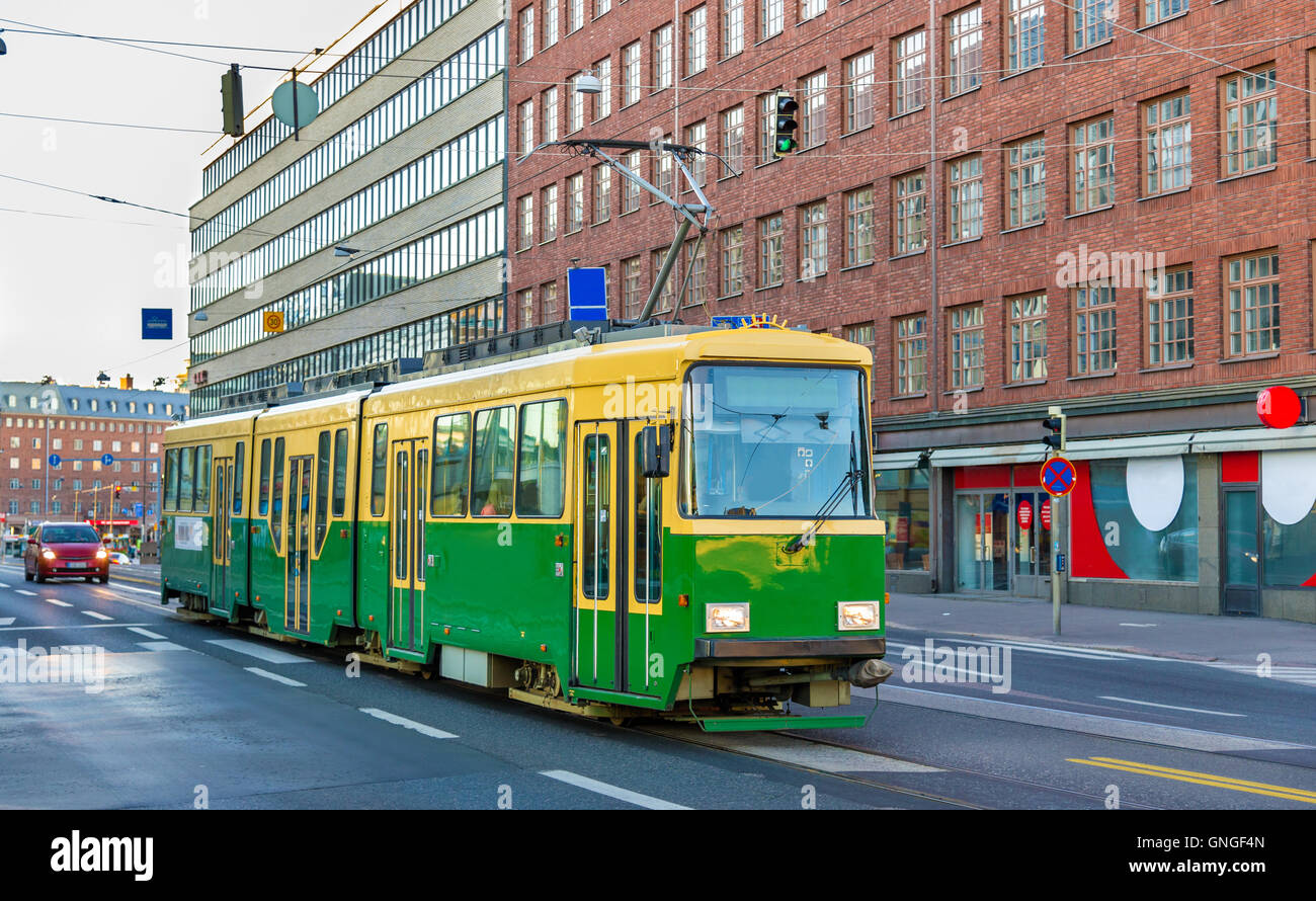 Il tram nel centro della città di Helsinki - Finlandia Foto Stock