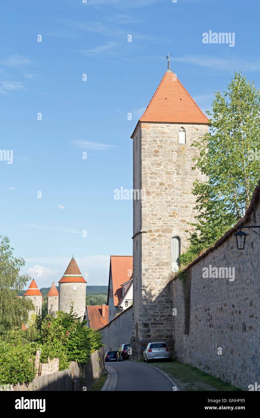 Krugsturm, Salwartenturm, Hertelsturm, Hagelturm, città vecchia, Dinkelsbuehl, Franconia centrale, Baviera, Germania Foto Stock