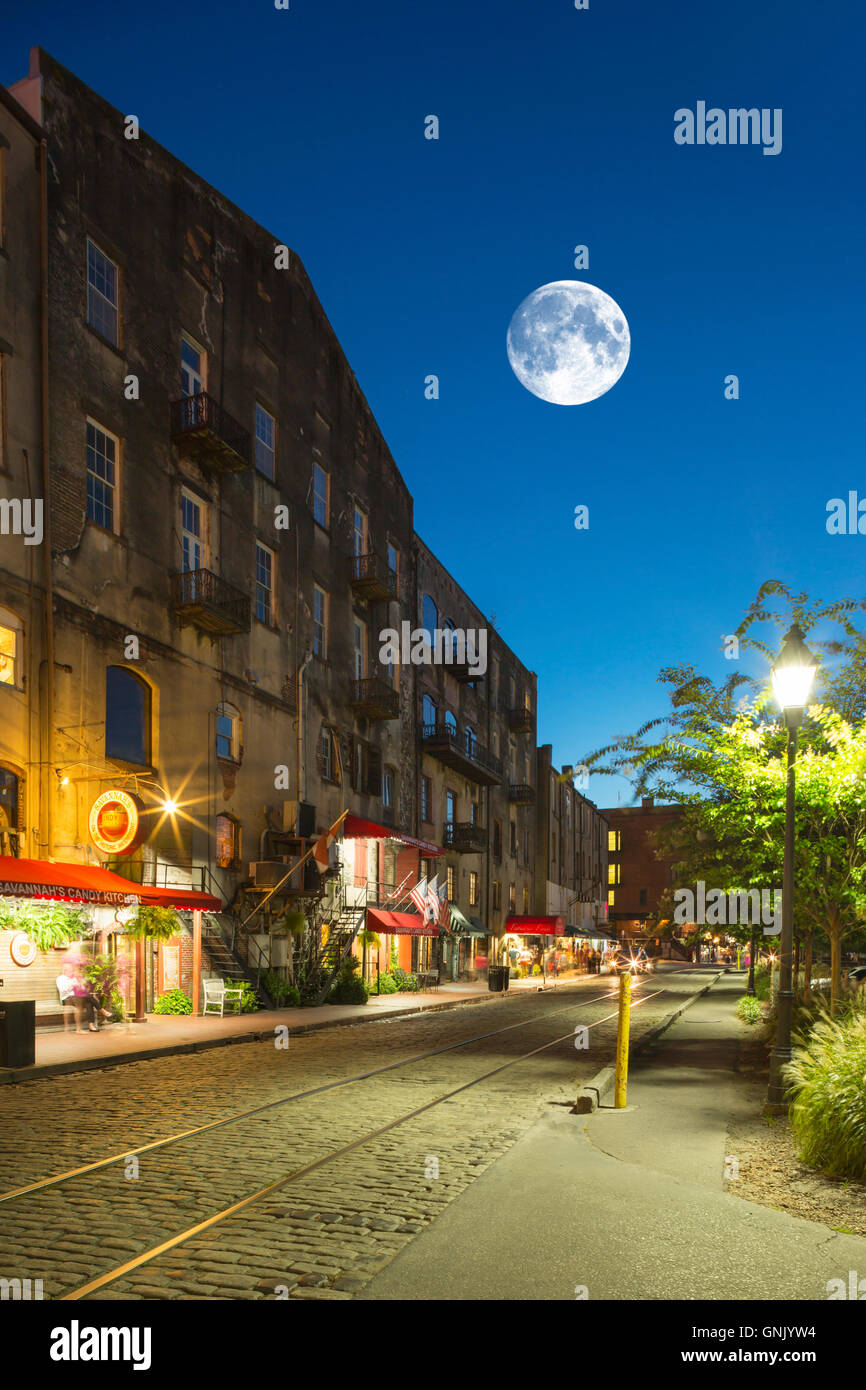 Storica sul fiume edifici STREET Savannah in Georgia negli Stati Uniti Foto Stock