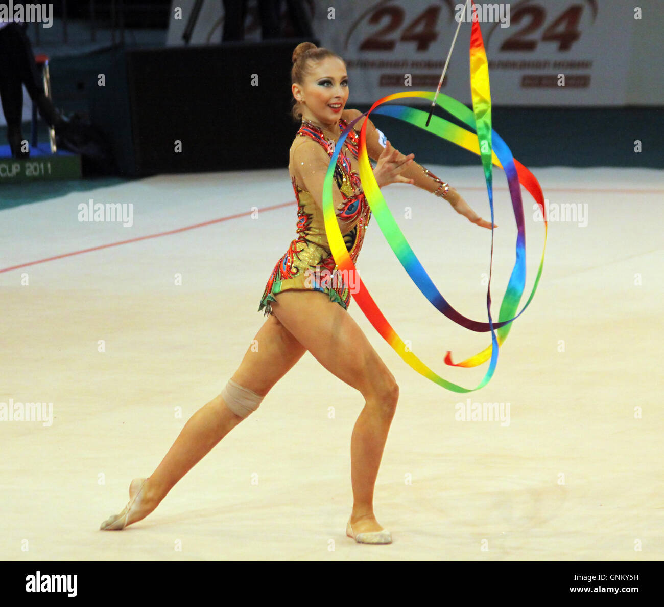 Daria Kondakova (Russia) esegue a Deriugina Cup (Rhythmic Gymnastics World Cup, l 8 maggio 2011 a Kiev, Ucraina Foto Stock