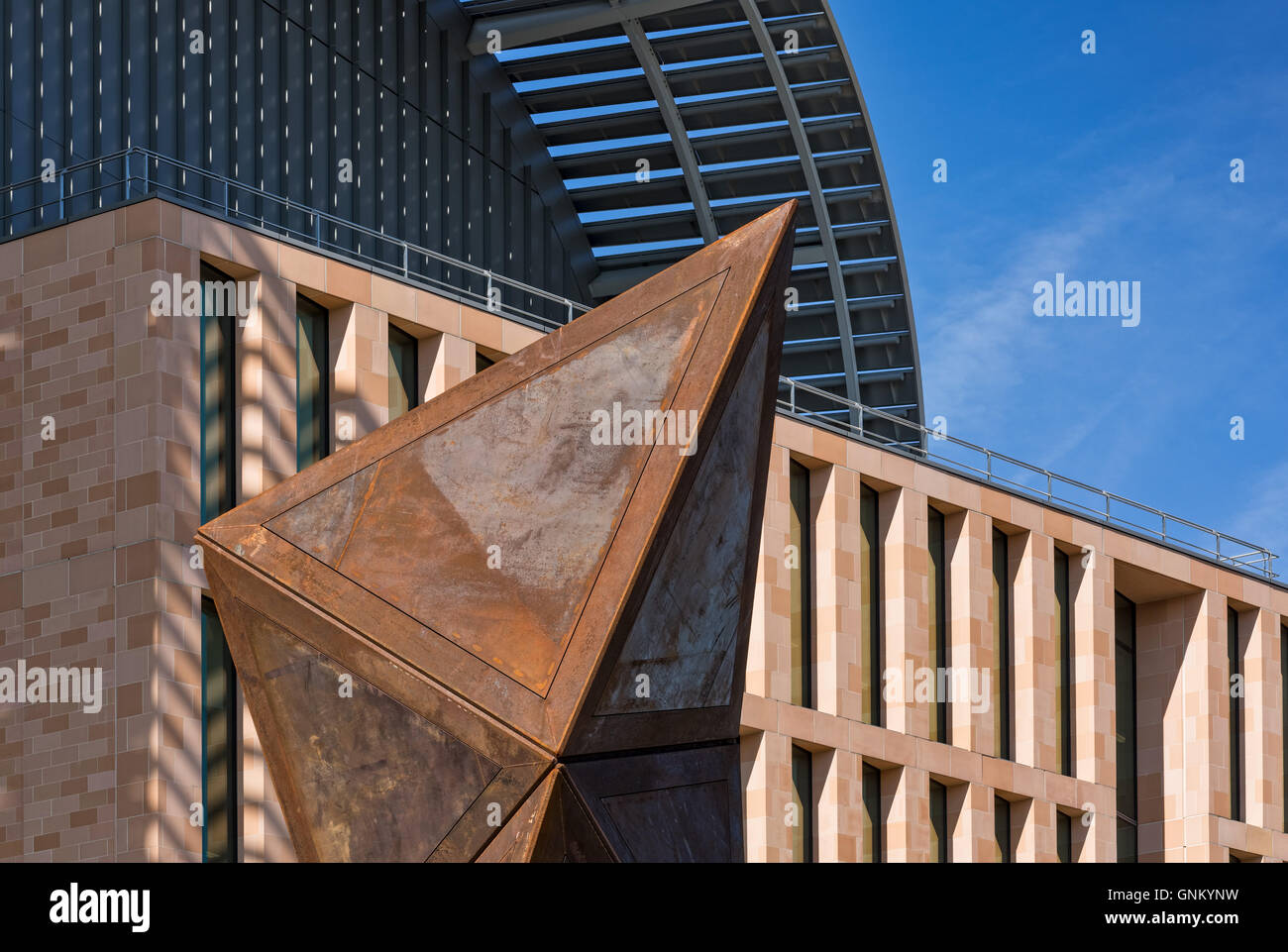 Francis Crick Istituto a Midland Road, St Pancras, London progettato dagli architetti HOK con PLP architettura. Foto Stock