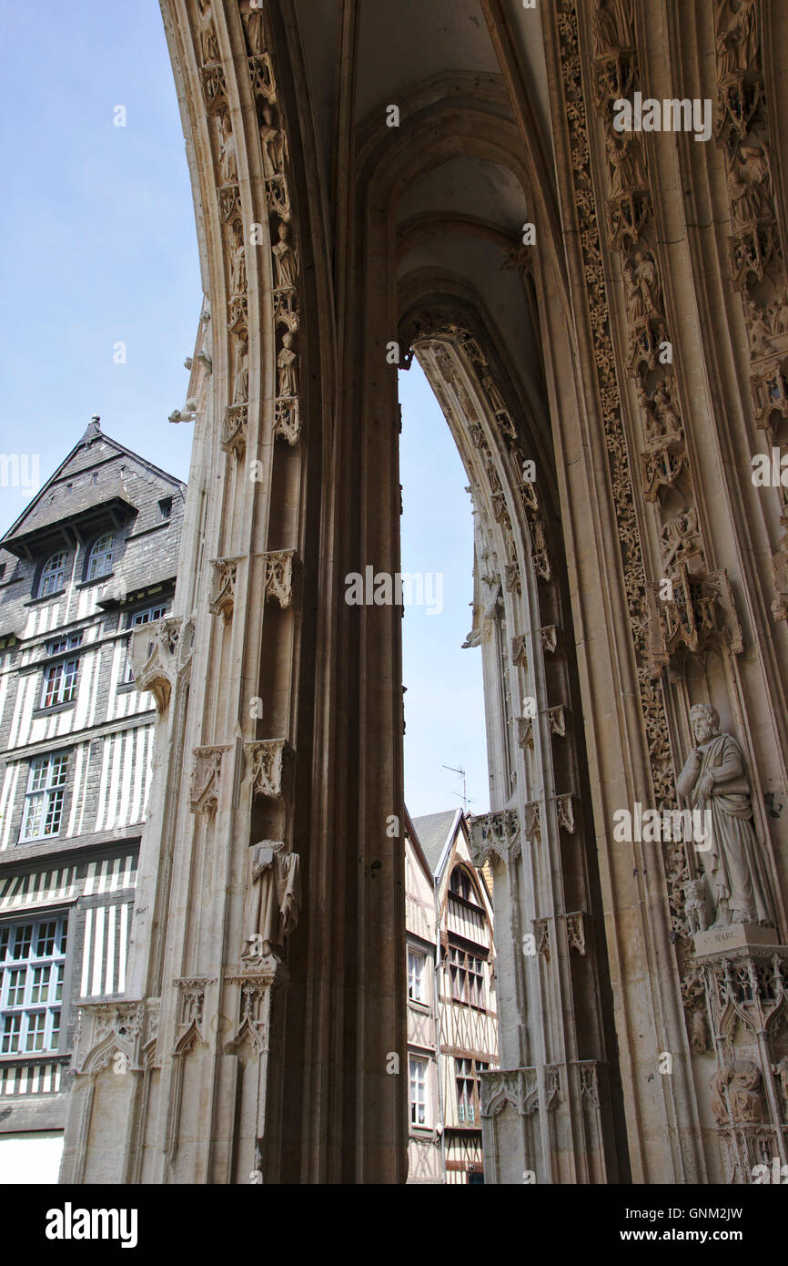 Rouen, portale di Saint-Maclou chiesa, Francia Foto Stock