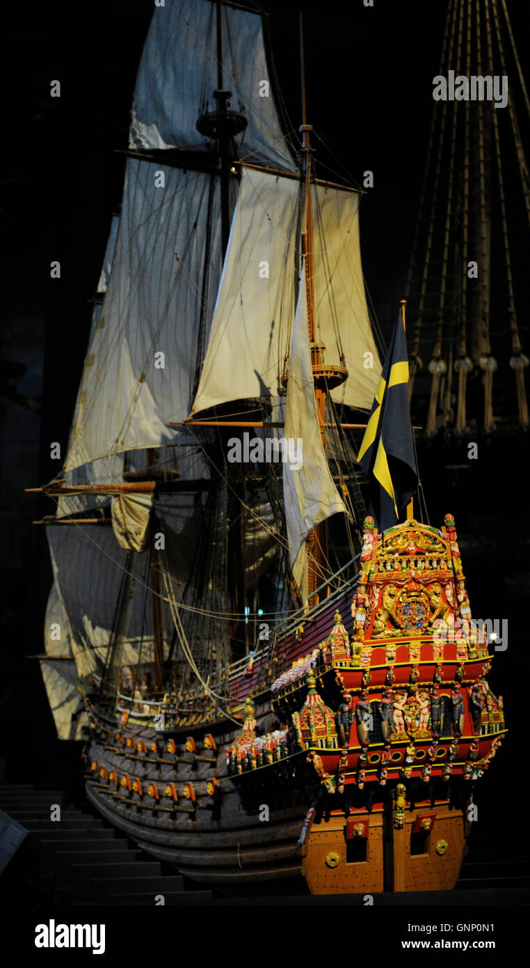 Nave da guerra Vasa. Costruito tra il 1626-1628. Scala 1:10. Dieci set di vele. È 6,93 m di lunghezza e 4,75 m alta. Stoccolma. La Svezia. Museo Vasa. Foto Stock