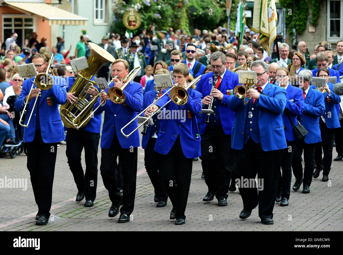 Hannover, Germania, a Spielmannszuege Schuetzenausmarsch in Hannover Foto Stock