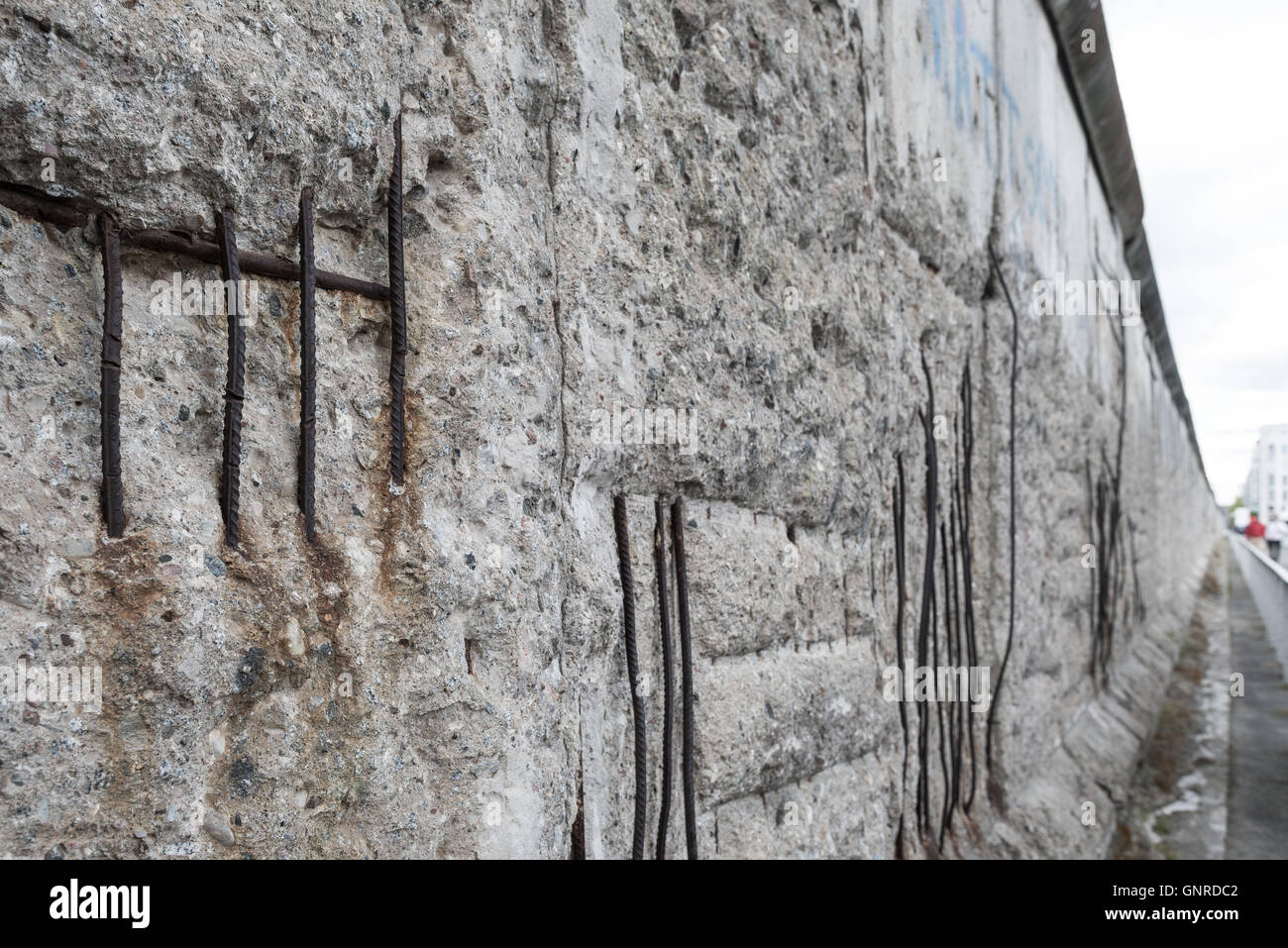 Berlino, Germania, Teilstueck il muro di Berlino presso il centro informazioni della topografia del terrore Foto Stock