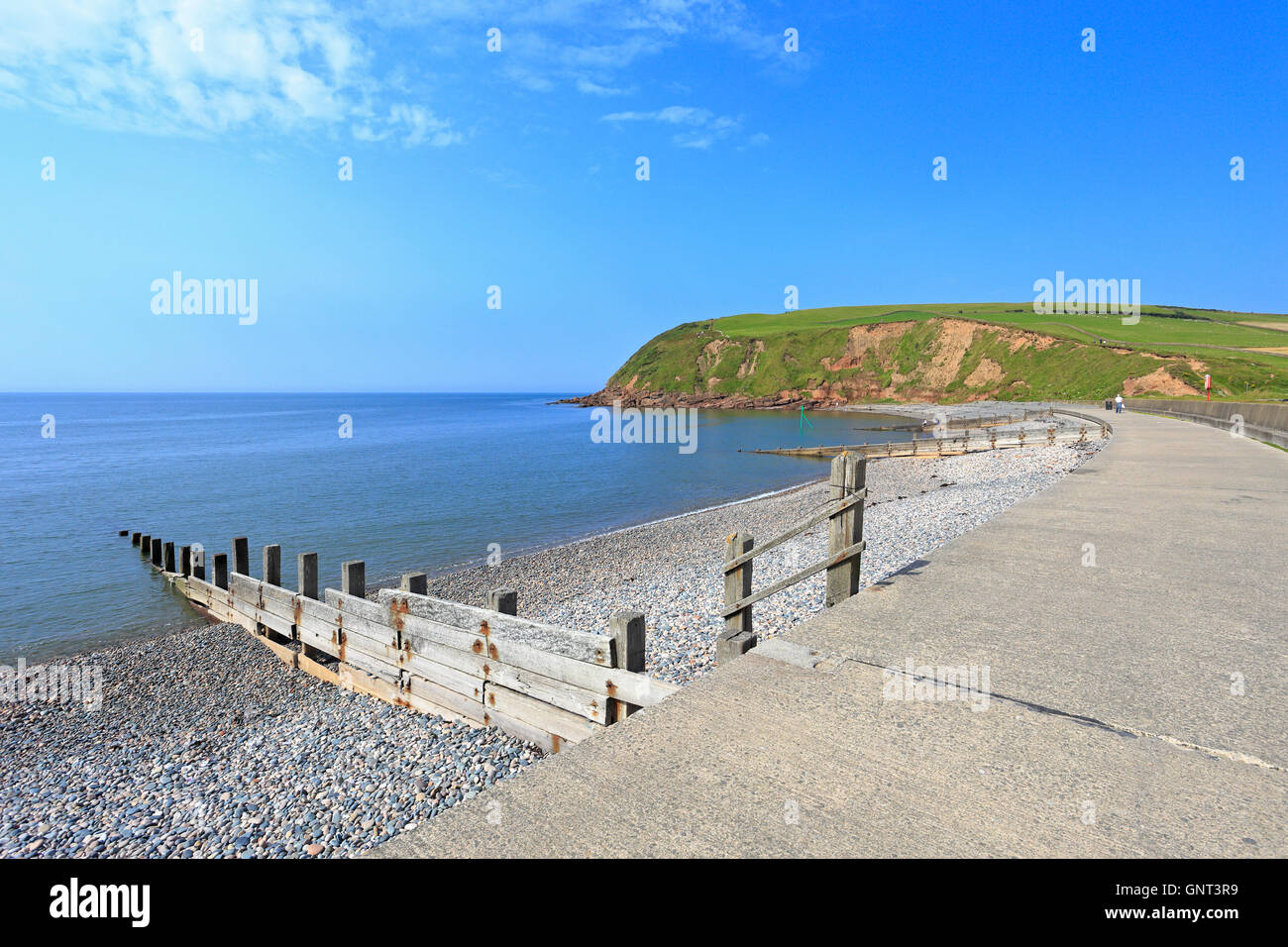 Seacote beach promenade e South Head, inizio del Coast to Coast a piedi, St api, Cumbria, Inghilterra, Regno Unito. Foto Stock