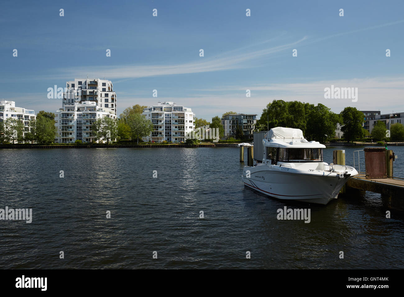 Berlino, Germania, vista sulla Sprea sulla penisola Stralau Foto Stock