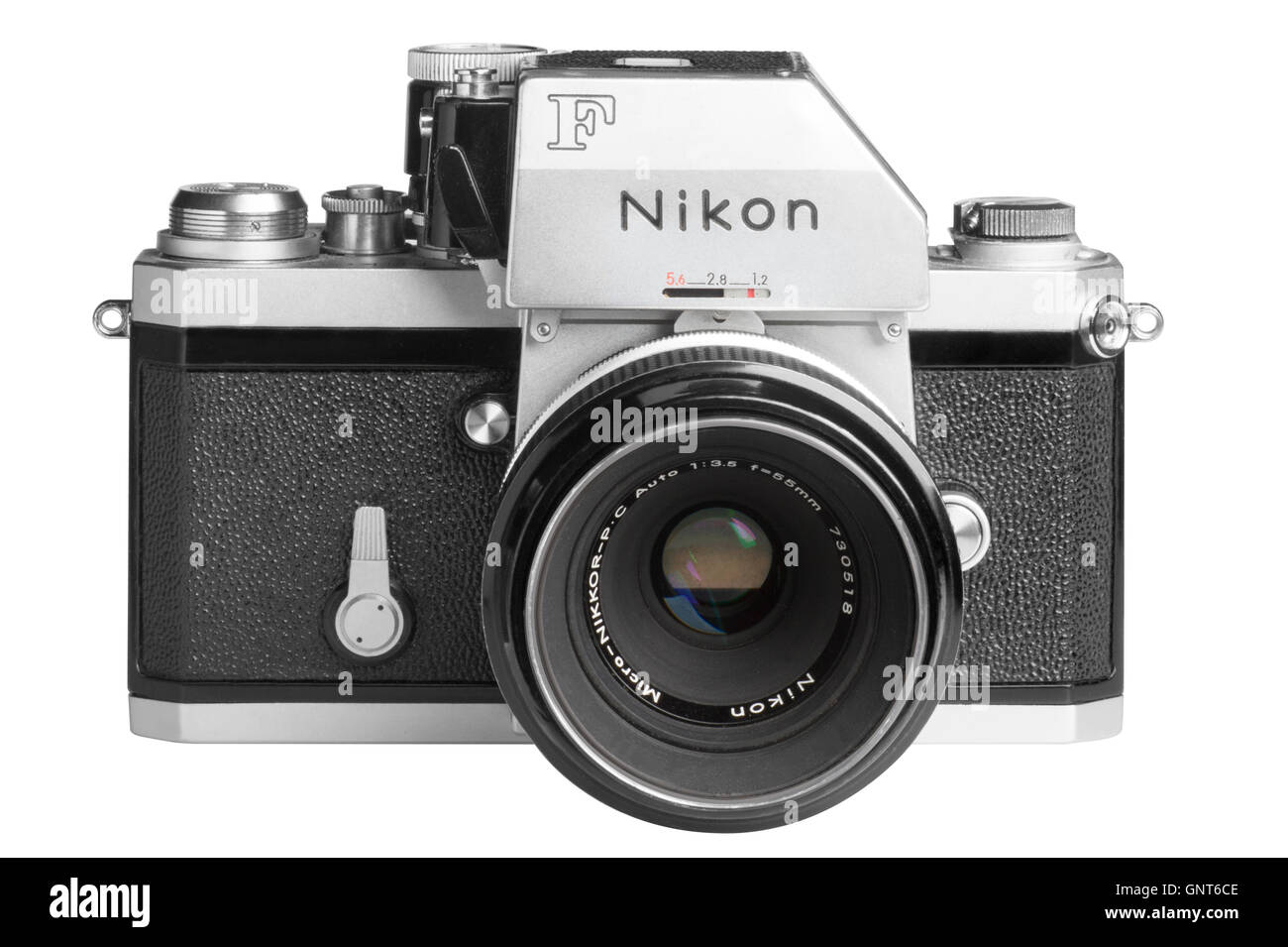 1971 Nikon F con Photomic FTn testa di dosaggio, 55mm Micro-Nikkor attaccato. Dritto rivolto Foto Stock