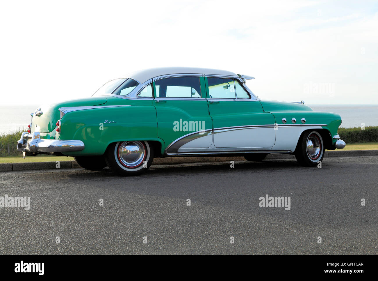 Buick otto Super, iconico vintage U S A, American automobile automobile automobile berlina degli anni cinquanta vetture storiche automobili automobili Foto Stock