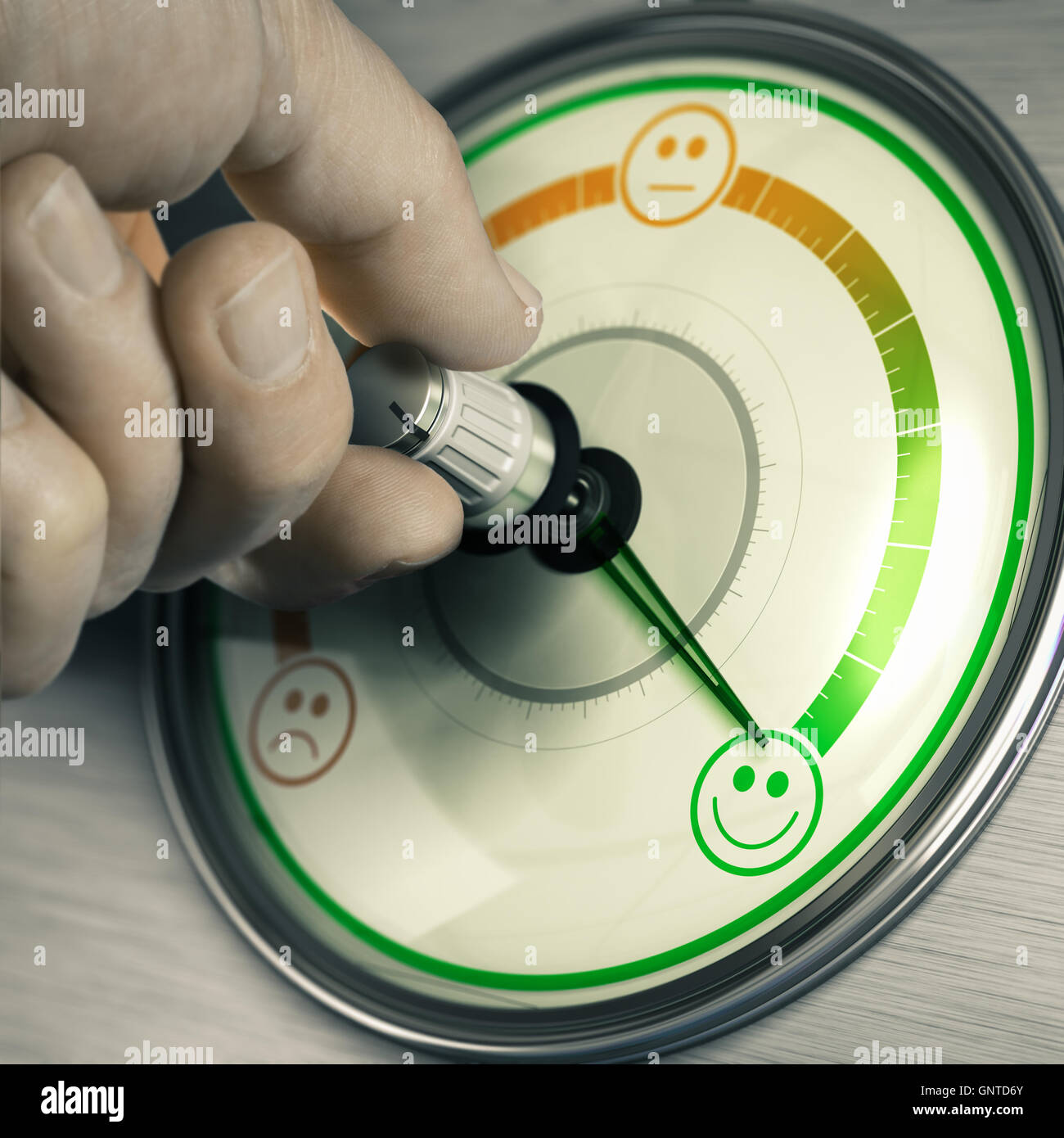 Close-up di una mano girando la manopola di un cliente del dispositivo di feedback per la posizione più alta. Concetto di buon umore o felice consumano Foto Stock