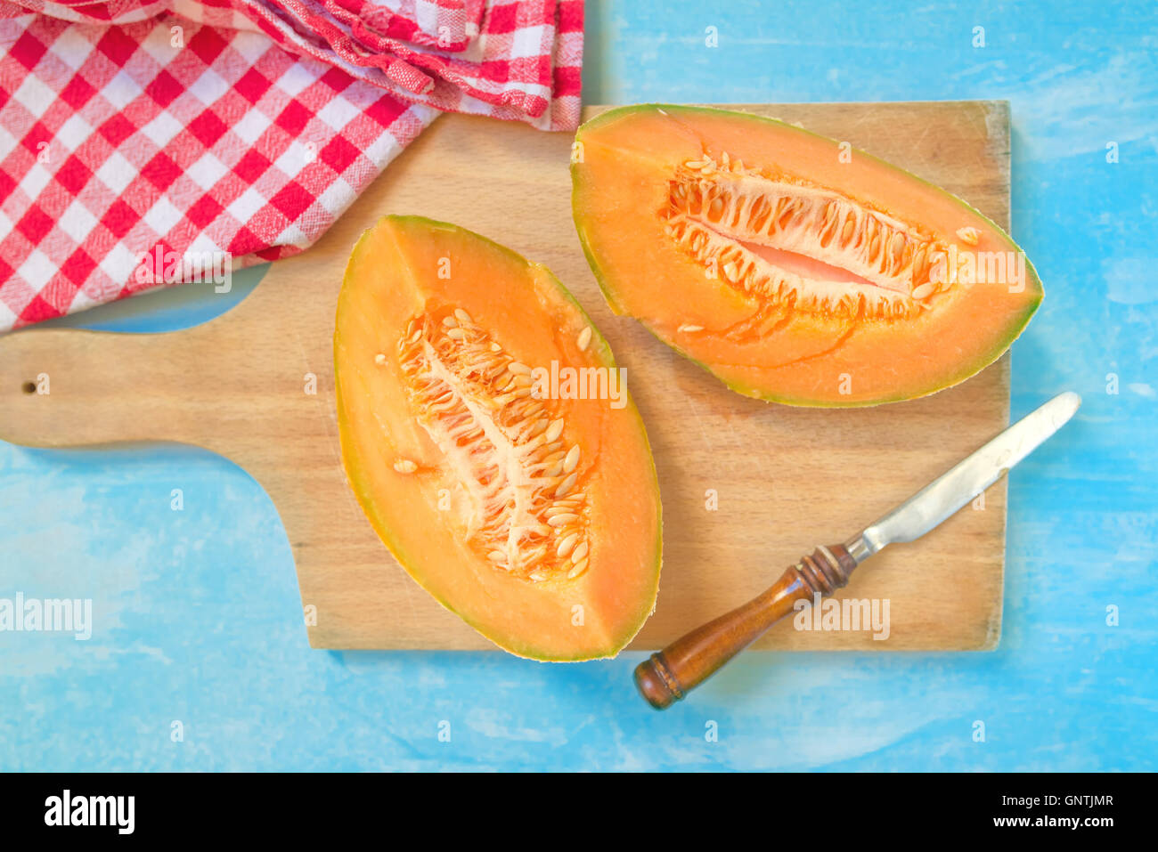 Il melone Cantalupo, gustosi dessert estivo, il fuoco selettivo Foto Stock