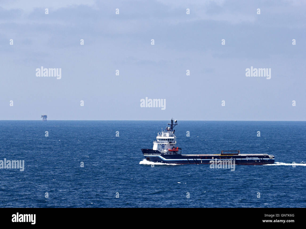 Highland MV Princess, una alimentazione offshore nave sul mare del Nord, di gas o di olio sulla piattaforma horizon Foto Stock