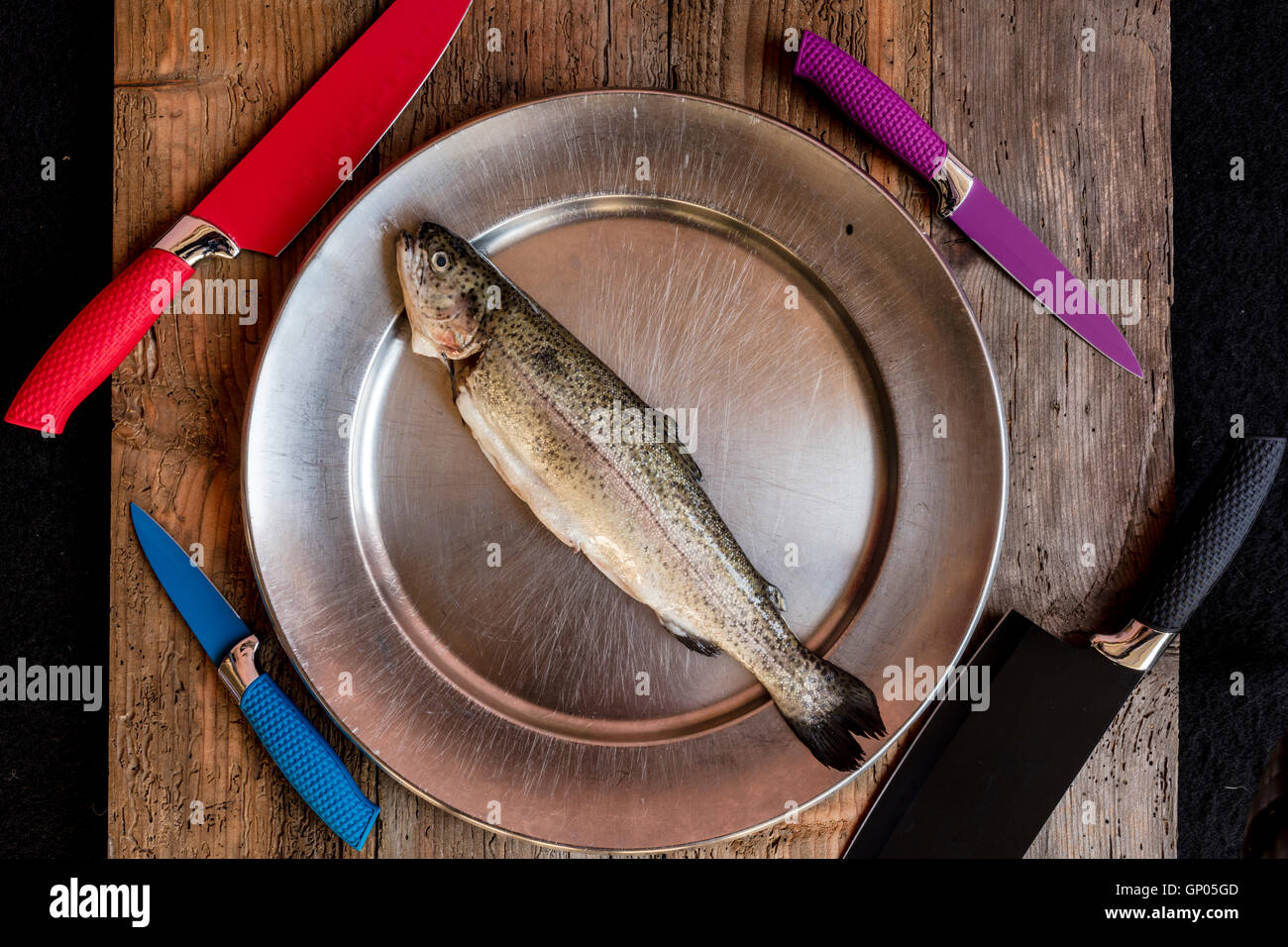 Pesce fresco ingrediente autentico di una sana cucina italiana Foto Stock