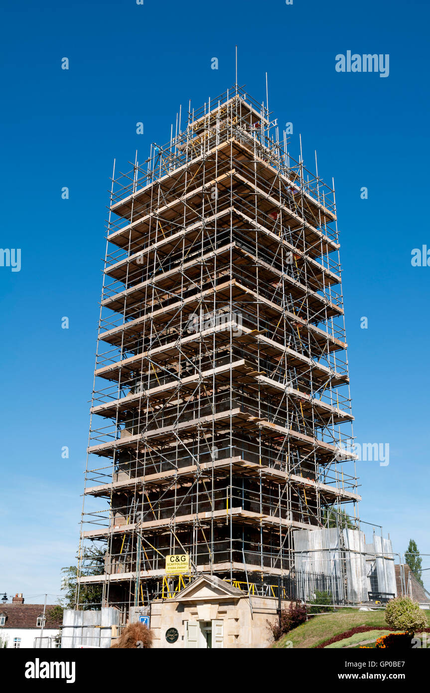 Il Pepperpot scaffolded, Upton-su-Severn, Worcestershire, England, Regno Unito Foto Stock