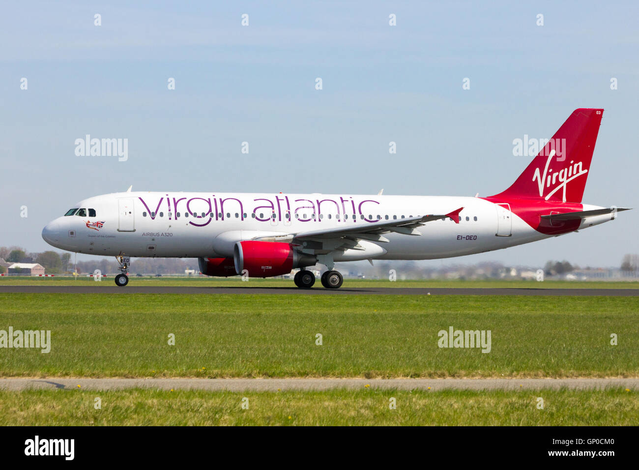 Virgin Atlantic Airways Airbus 320 il decollo dall'aeroporto di Schiphol. Foto Stock