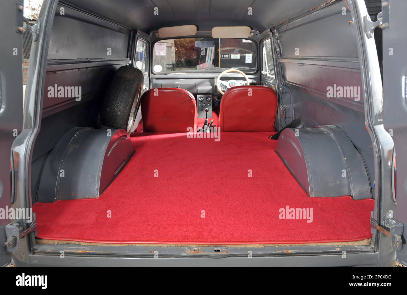 Classico Ford Thames van a partire dagli anni sessanta Foto Stock