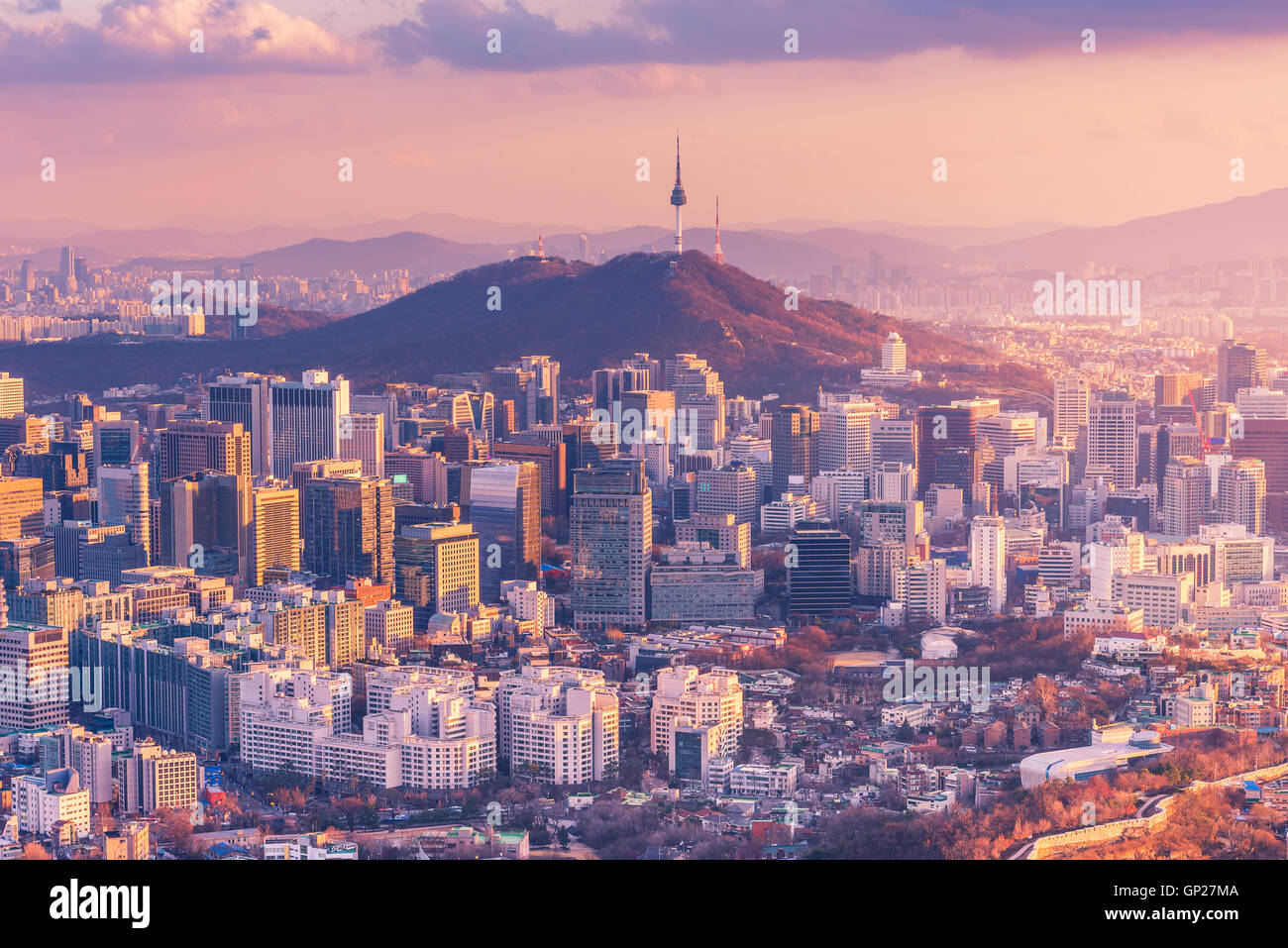 Tramonto a Seoul Città Skyline, la migliore vista della Corea del Sud. Foto Stock