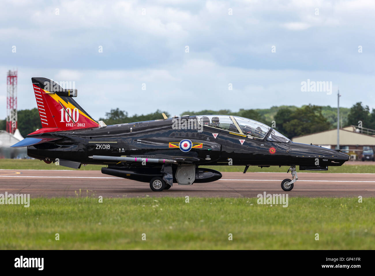Royal Air Force (RAF) BAE Systems Hawk T2 advanced jet trainer ZK018 Foto Stock