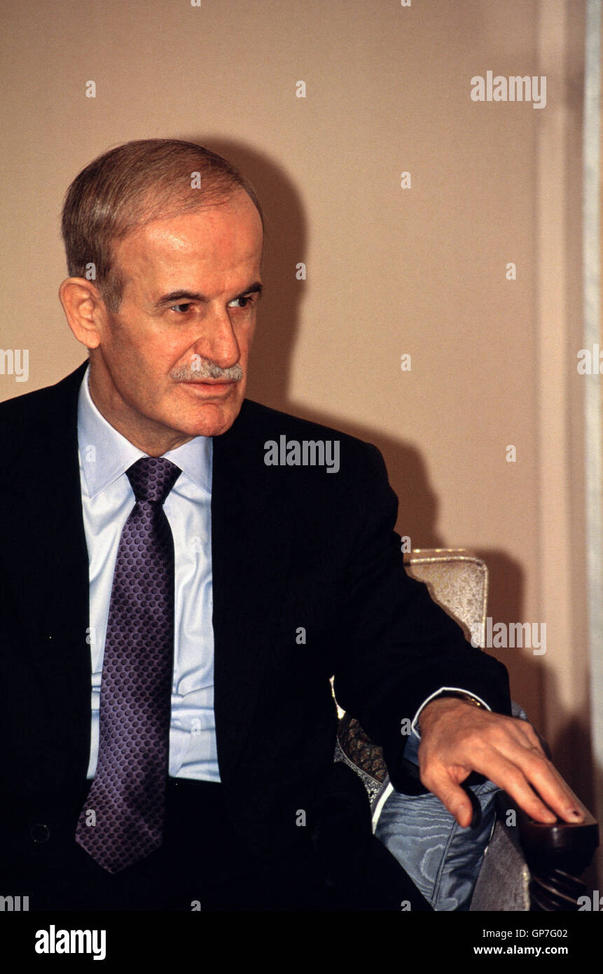 Damasco degli anni novanta - Hafez Al Assad nel palazzo presidenziale di Damasco Foto Stock