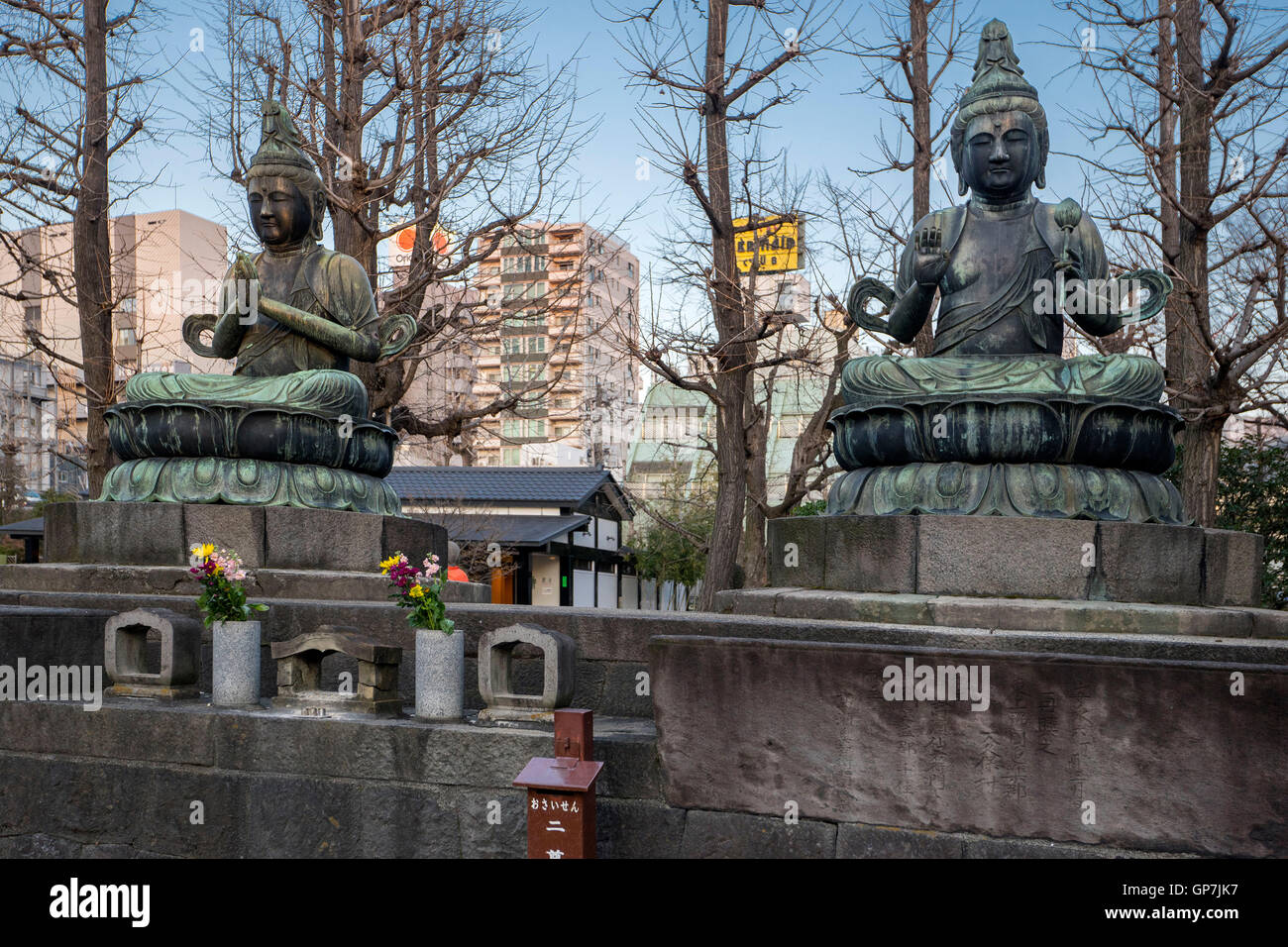 Statua del Buddha asakusa tempio Sensoji, Tokyo, Giappone Foto Stock