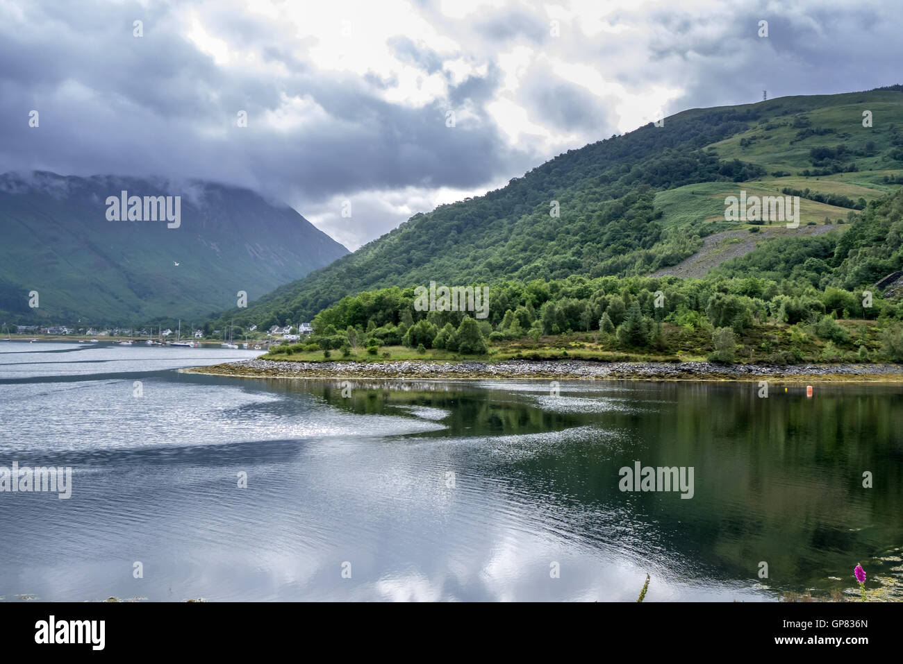 Loch Leven in Lochaber nelle Highlands della Scozia Foto Stock