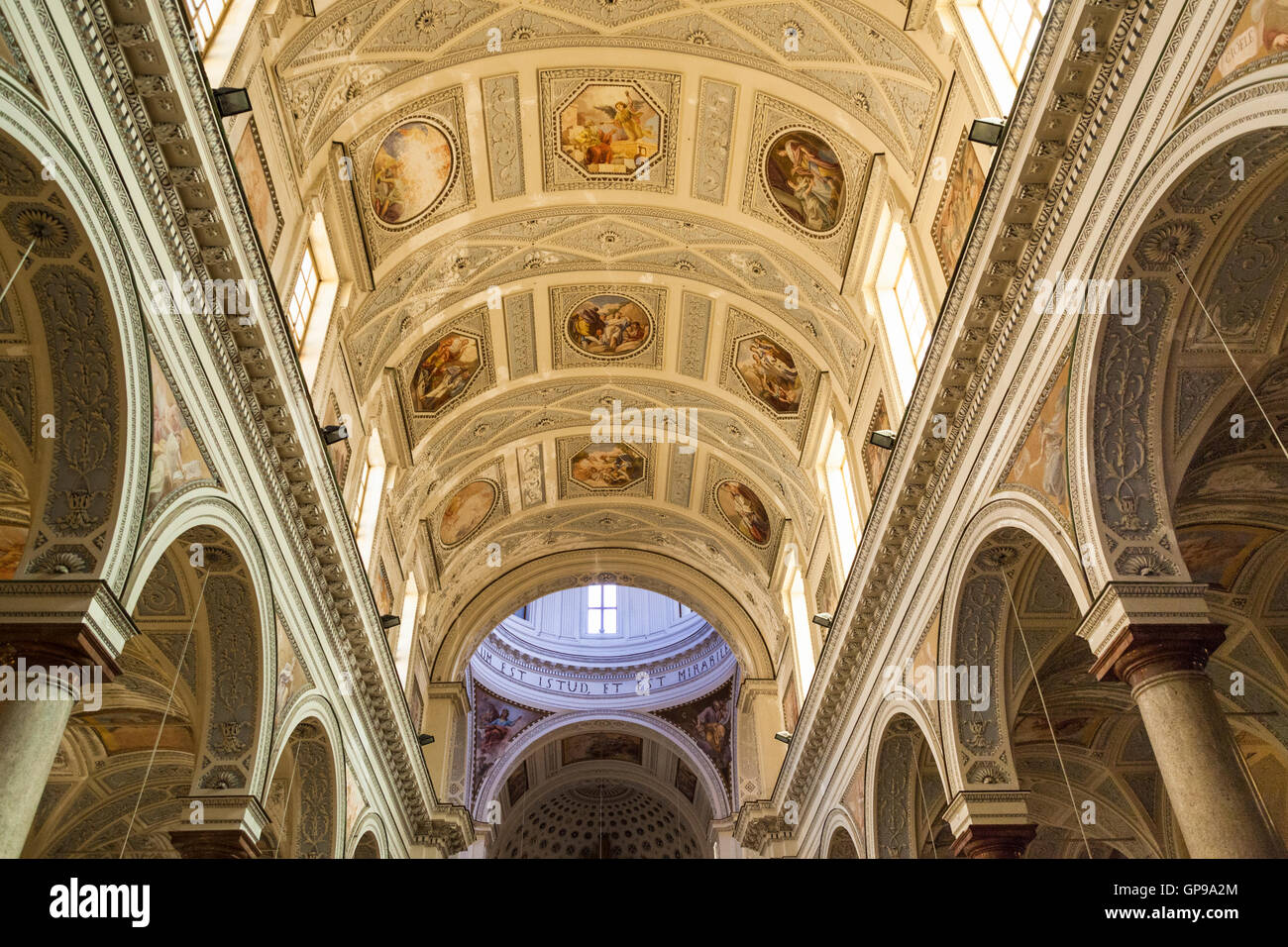 Il soffitto della Cattedrale di San Lorenzo, la Cattedrale di San Lorenzo e Corso Vittorio Emanuele, Trapani, Sicilia, Italia Foto Stock