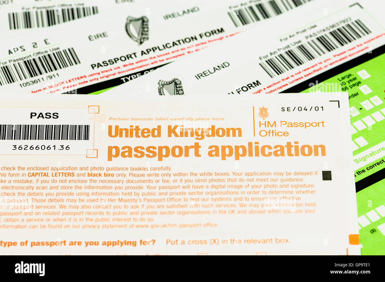 Passaporto forme di applicazione sia per Repubblica di Irlanda (Eire) e Regno Unito (UK) Foto Stock