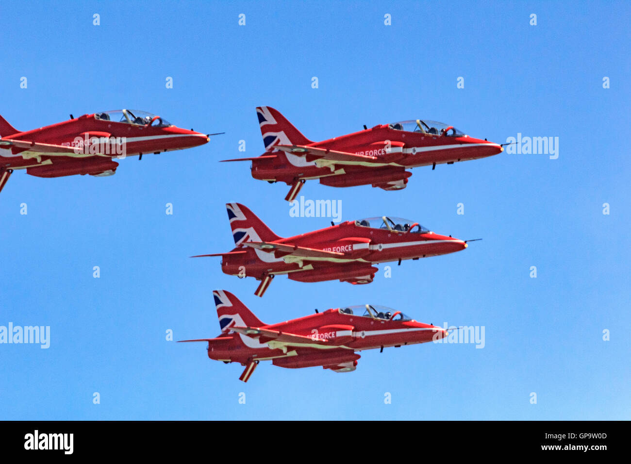 Le frecce rosse RAF acrobazia Team Display a Eastbourne internazionale Airbourne Airshow 2016 Foto Stock