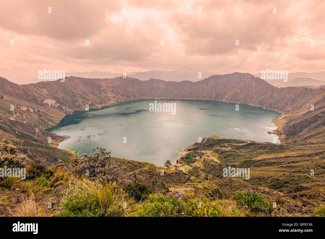 Vista del Lago di Quilotoa, Ecuador, Sud America Foto Stock