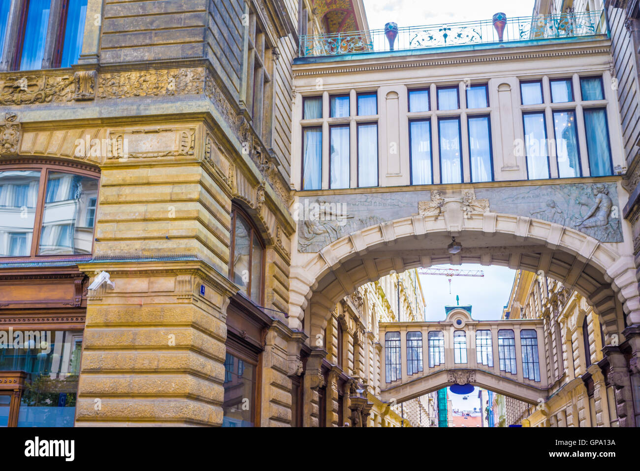 Praga è la capitale della Repubblica ceca. È la città più grande del paese e ha fondato durante il romanico. Foto Stock