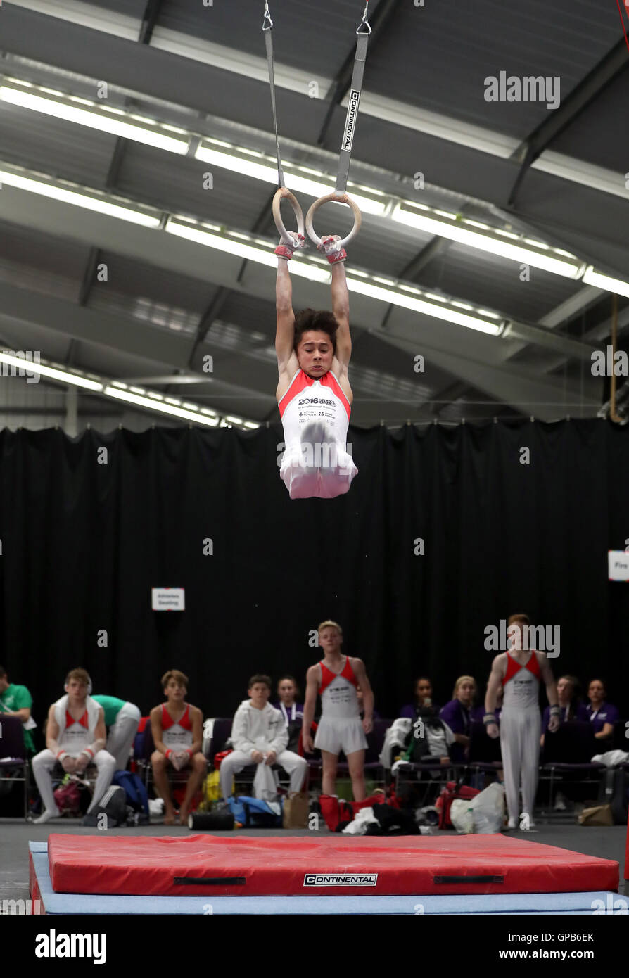 L'Inghilterra del Jake Jarman in azione sul ring durante la ginnastica il giorno tre del 2016 Giochi scuola presso Luniversita di Loughborough. Stampa foto di associazione. Picture Data: Sabato 3 settembre, 2016. Foto Stock