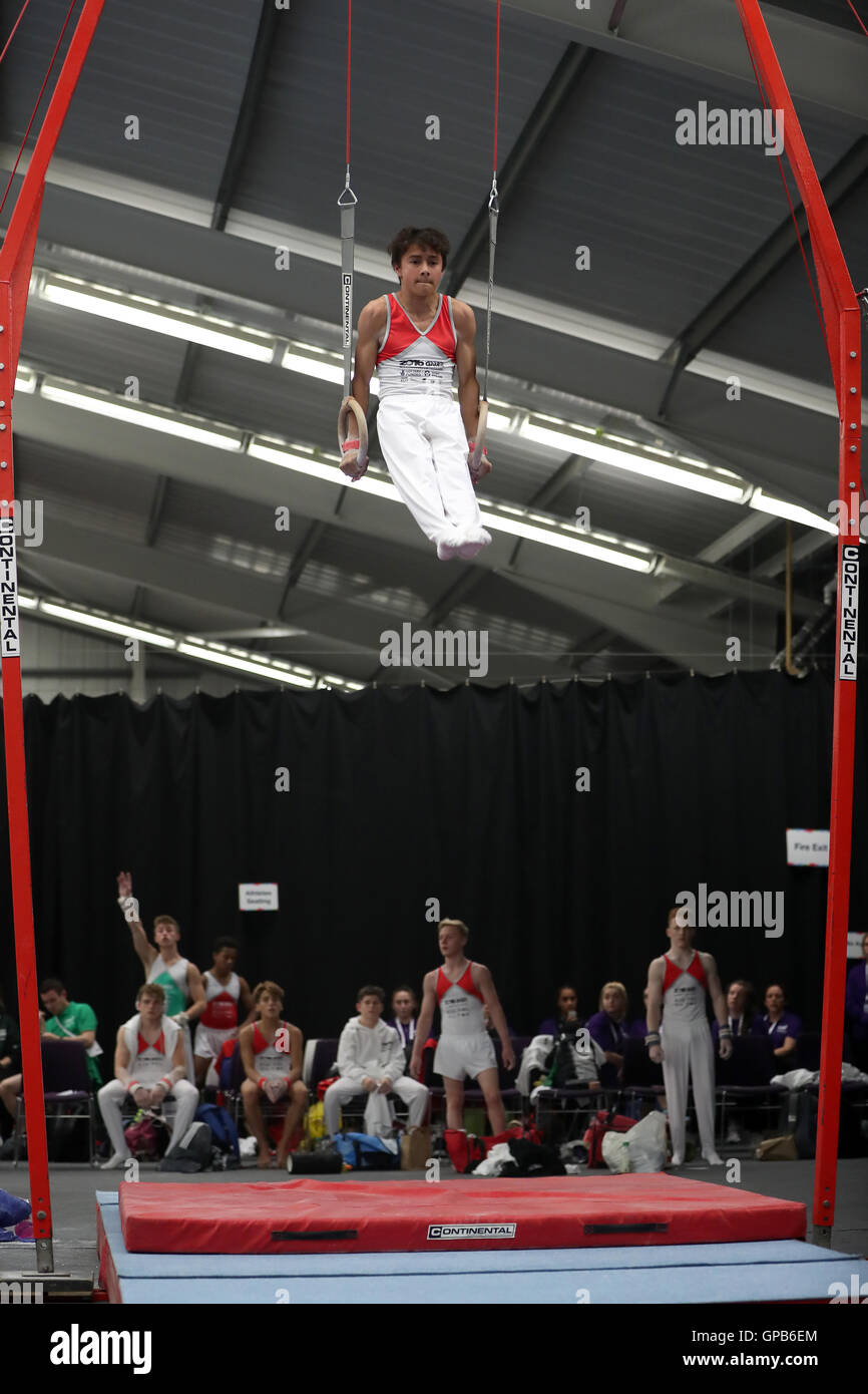 L'Inghilterra del Jake Jarman in azione sul ring durante la ginnastica il giorno tre del 2016 Giochi scuola presso Luniversita di Loughborough. Stampa foto di associazione. Picture Data: Sabato 3 settembre, 2016. Foto Stock