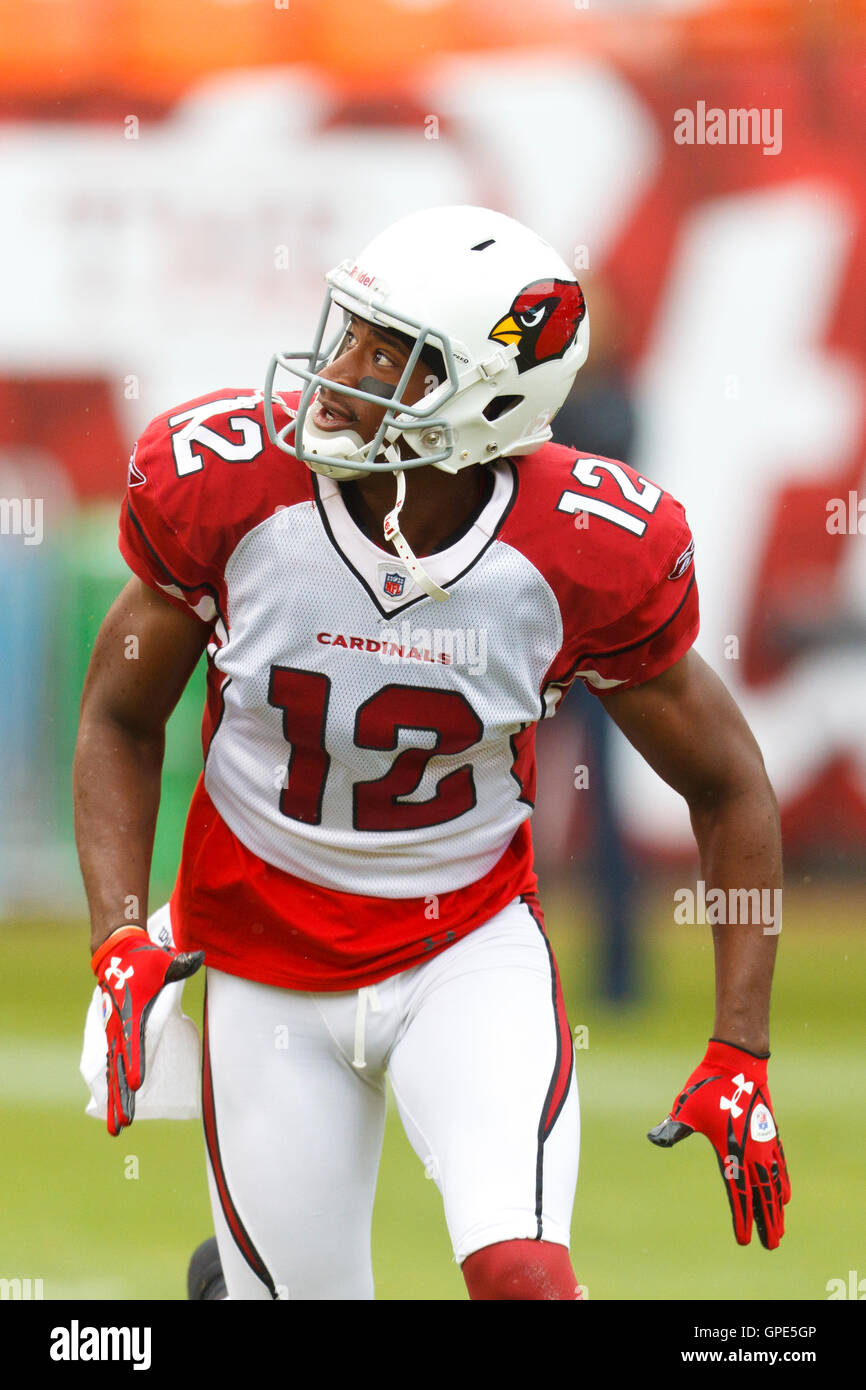 Nov 20, 2011; San Francisco, CA, Stati Uniti d'America; Arizona Cardinals wide receiver Andre Roberts (12) si riscalda prima della partita contro la San Francisco 49ers a Candlestick Park. San Francisco ha sconfitto Arizona 23-7. Foto Stock