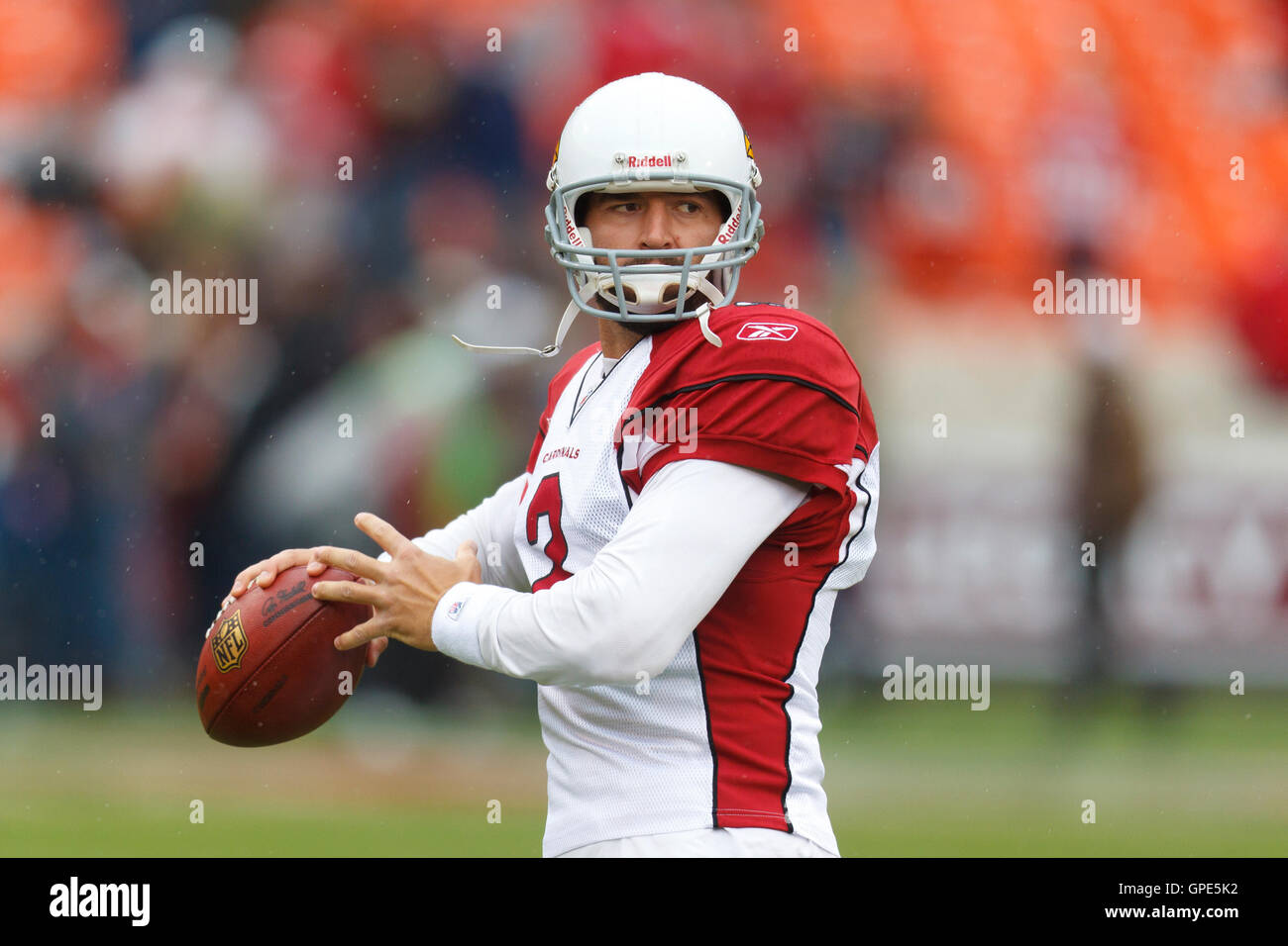 Nov 20, 2011; San Francisco, CA, Stati Uniti d'America; Arizona Cardinals quarterback richard bartel (2) si riscalda prima della partita contro la San Francisco 49ers a Candlestick Park. san francisco sconfitto arizona 23-7. Foto Stock