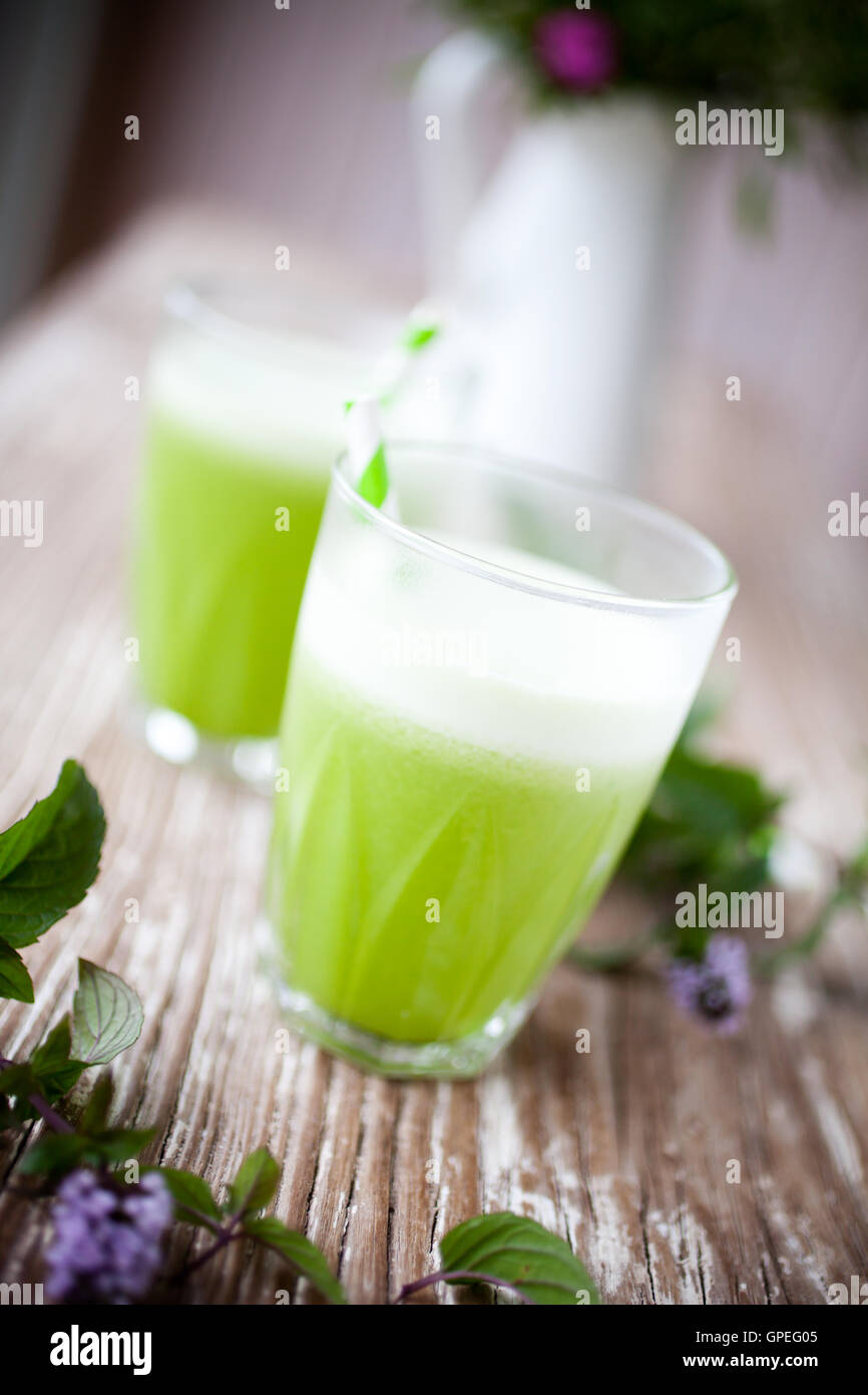 Verde sano di succo da frutta e verdura Foto Stock