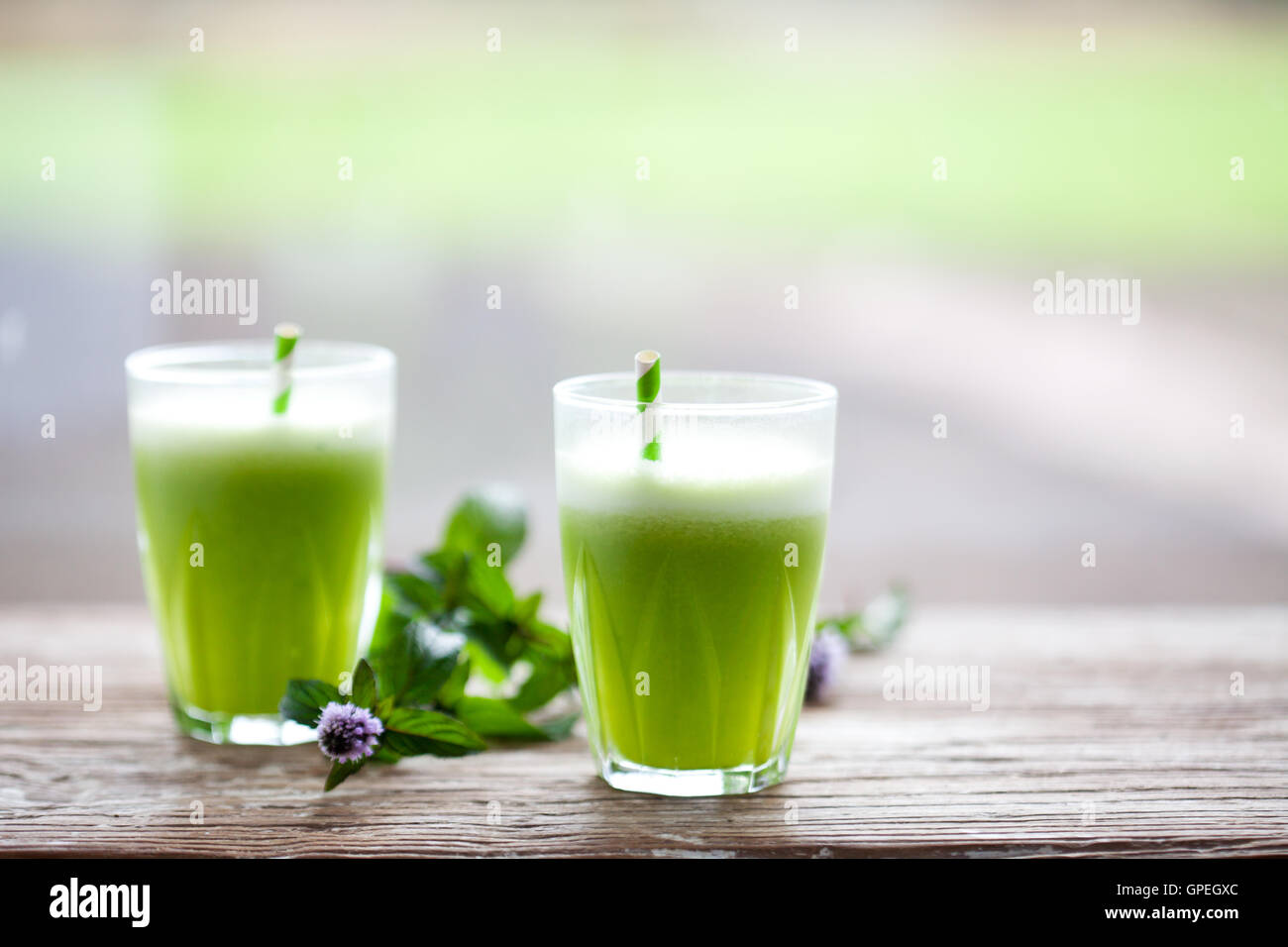 Verde sano di succo da frutta e verdura Foto Stock