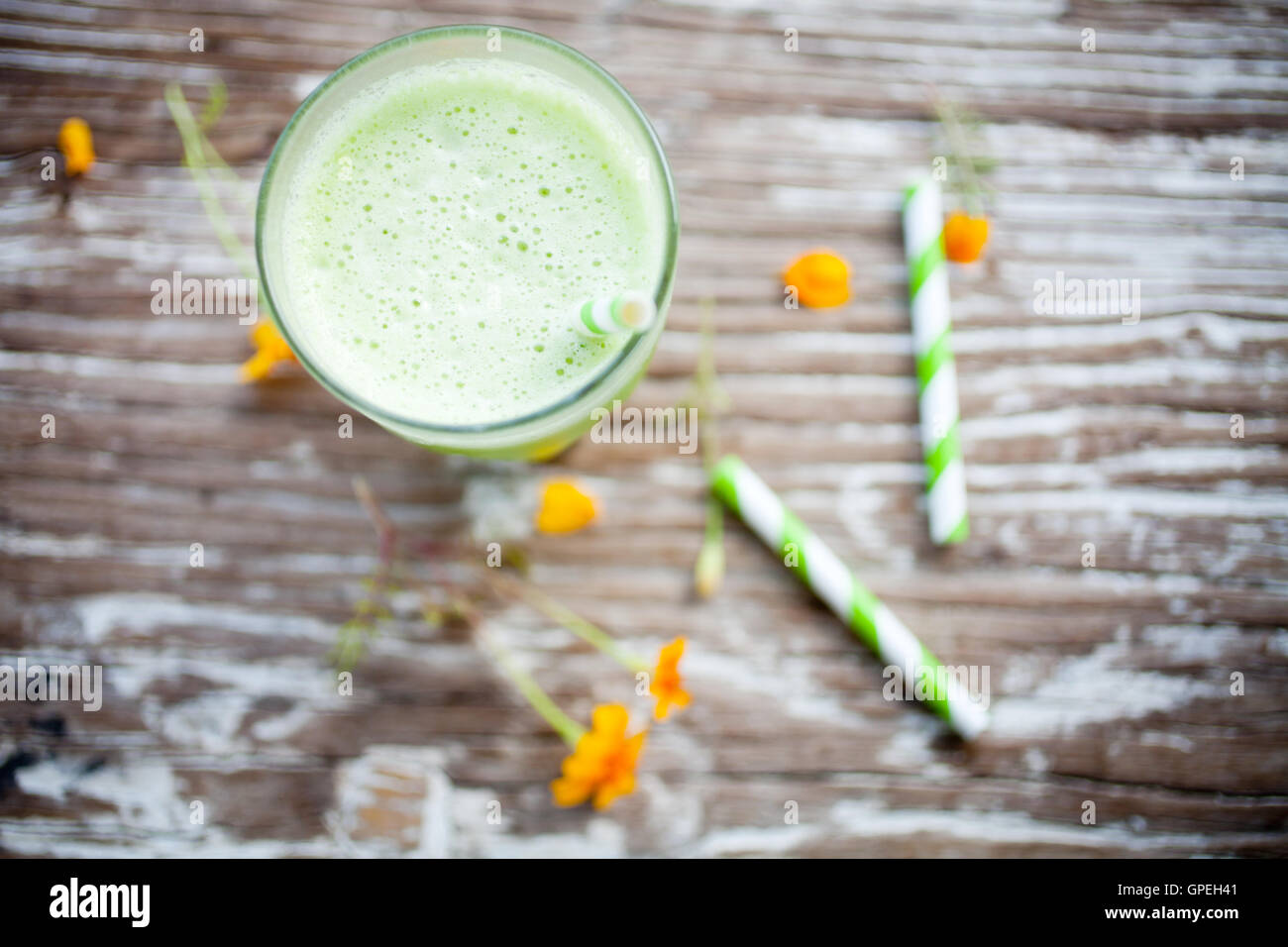Verde sano di succo da frutta e verdura Foto Stock