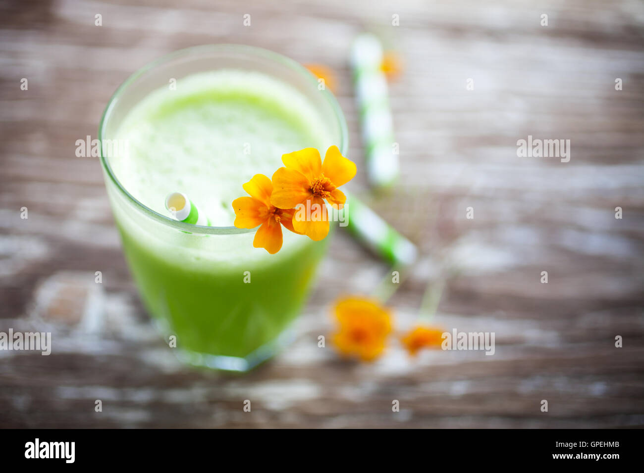 Verde sano di succo da frutta e verdura Foto Stock