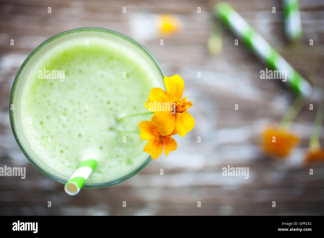 Verde sano di succo da frutta e verdura Foto Stock