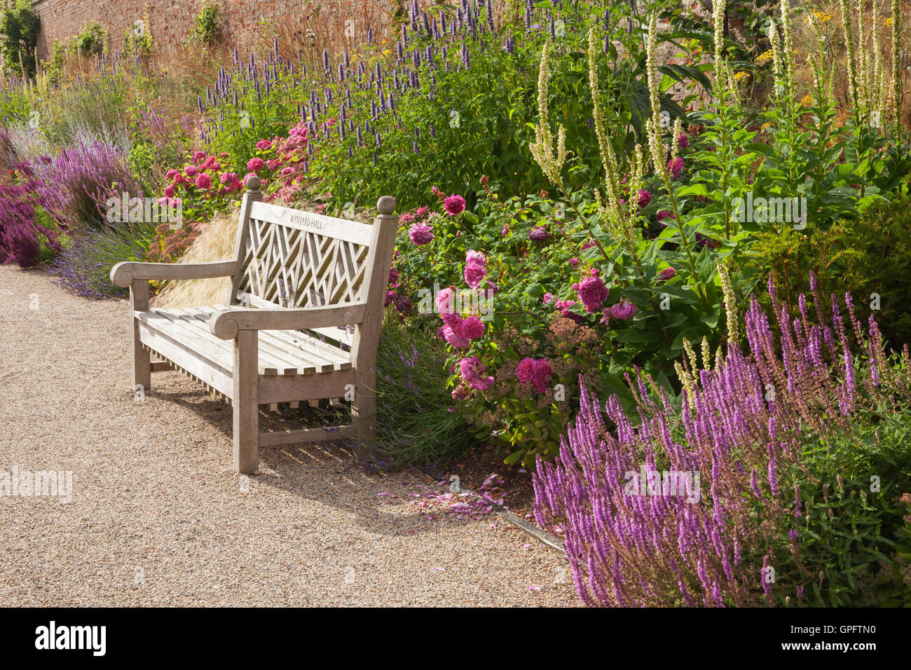 I giardini a Wynyard Hall. Estate, luglio 2016. La tenuta è di proprietà di Sir John Hall. I giardini progettati da Alistair Baldwin. Foto Stock