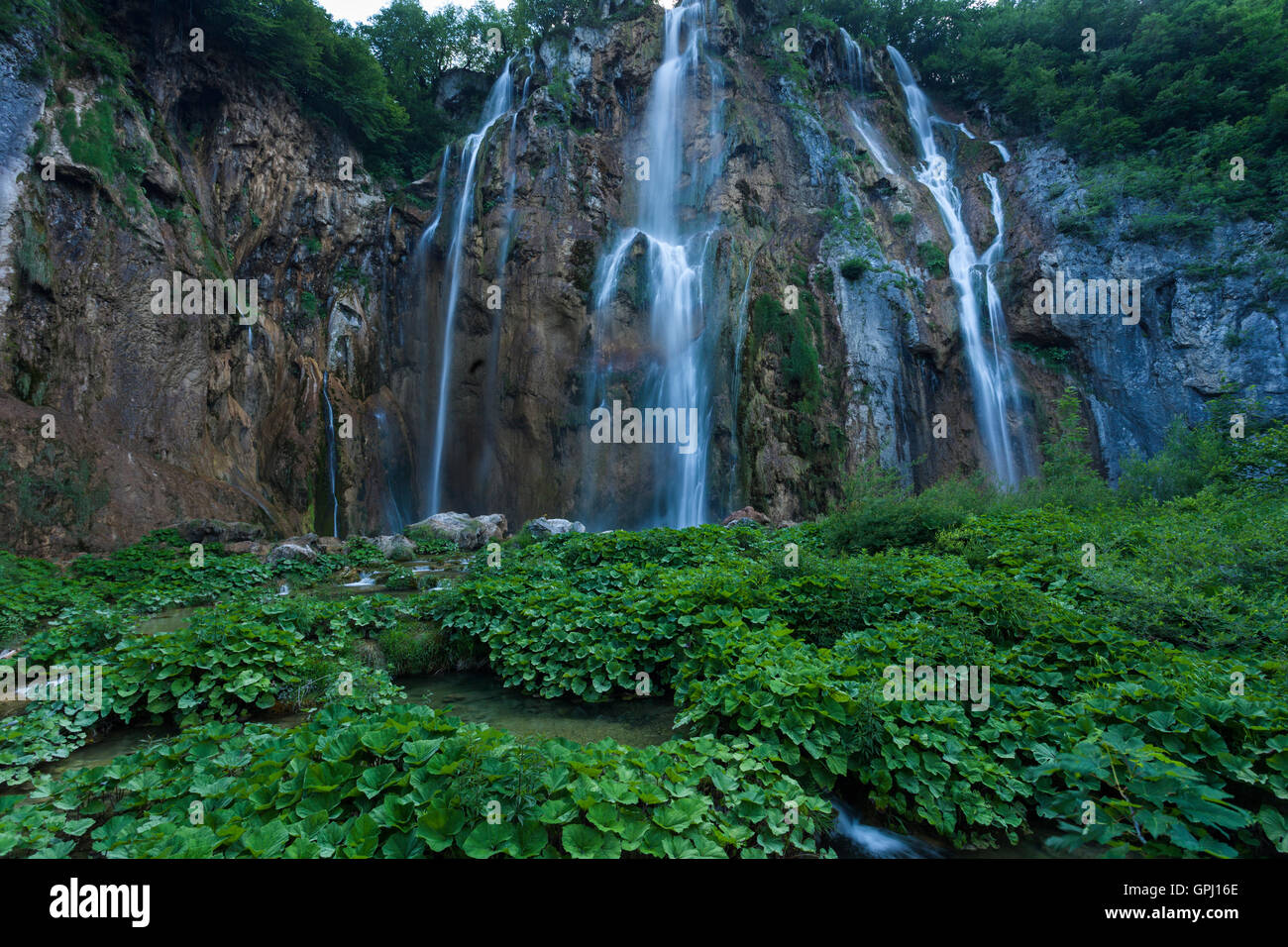 Veliki Slap Waterfall parte principale nel Parco Nazionale dei Laghi di Plitvice, Croazia Foto Stock