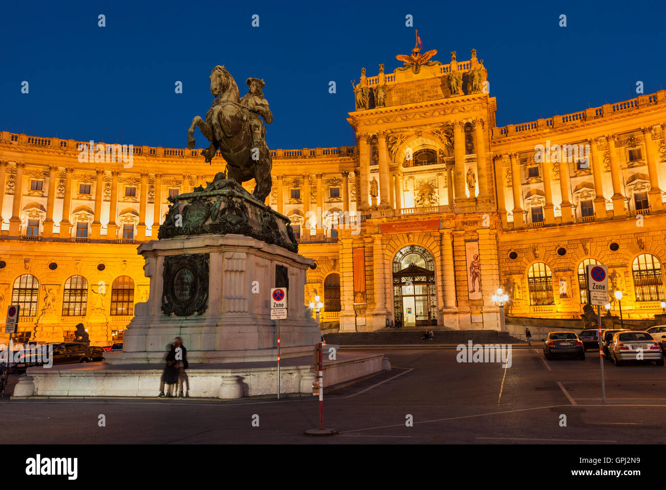 Il principe Eugenio di Savoia monumento davanti della Neue Burg (Castello Nuovo) del Palazzo di Hofburg a Vienna, in Austria Foto Stock