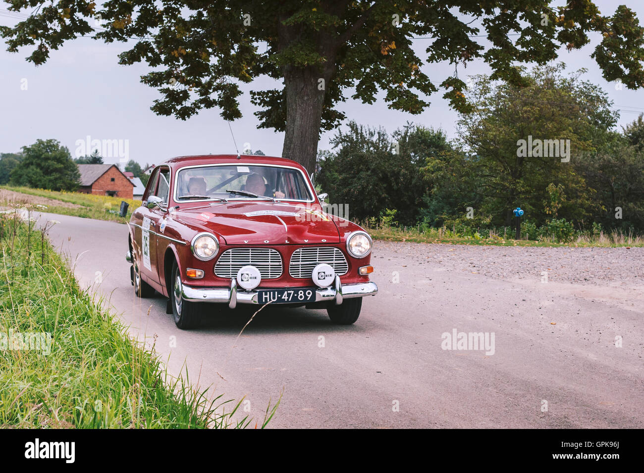 Nowy Sącz, Polonia, 3 settembre, 2016. I concorrenti sulle rotte del terzo stadio del 5° Rally Polonia storica / 5. Rajd Polski Historyczny Credito: Łukasz Popardowski/Alamy Live News Foto Stock