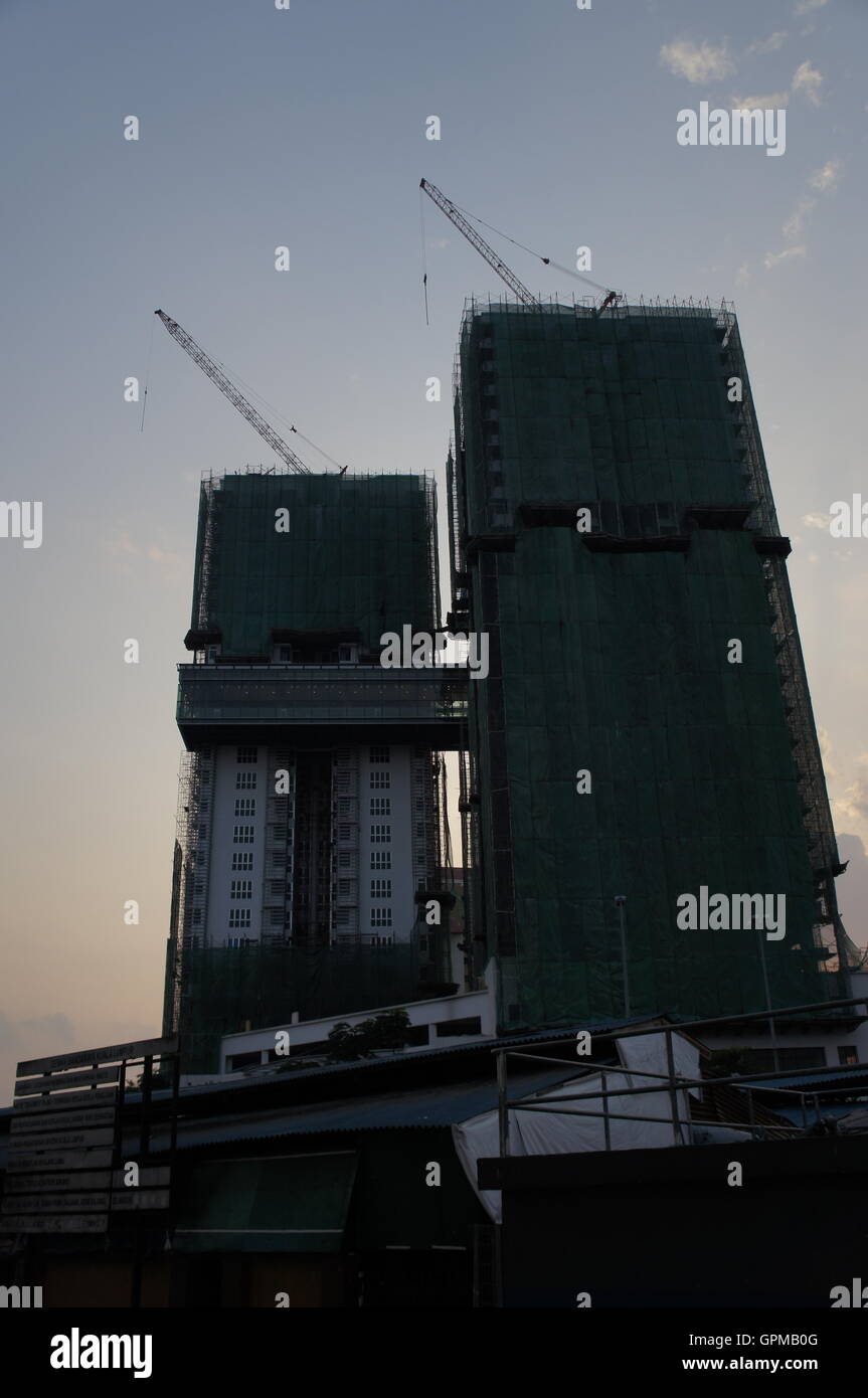 Edificio commerciale in costruzione di Kuala Lumpur in Malesia Foto Stock